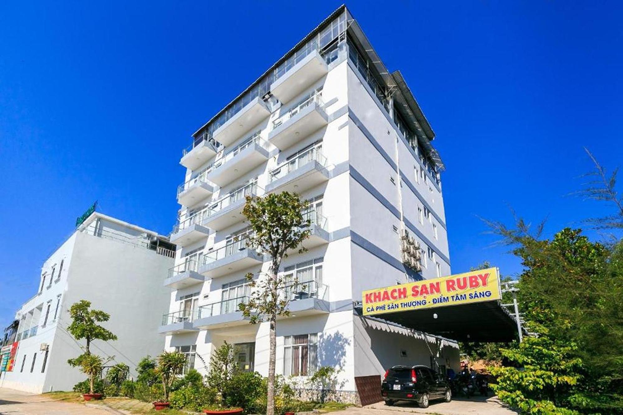 Ruby Hotel Phu Quoc Esterno foto