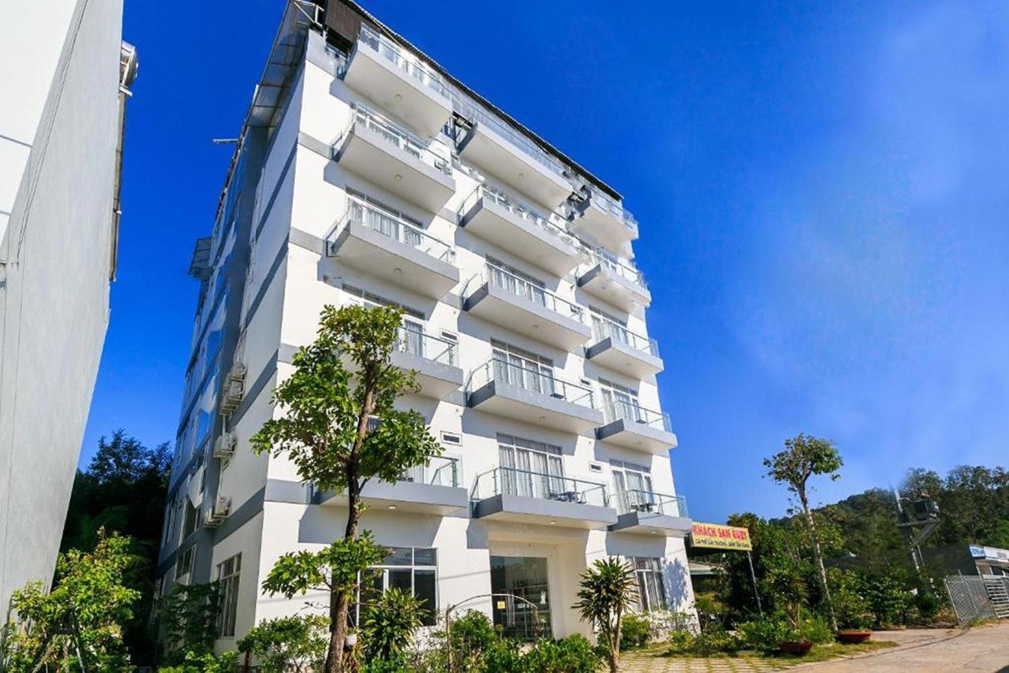 Ruby Hotel Phu Quoc Esterno foto