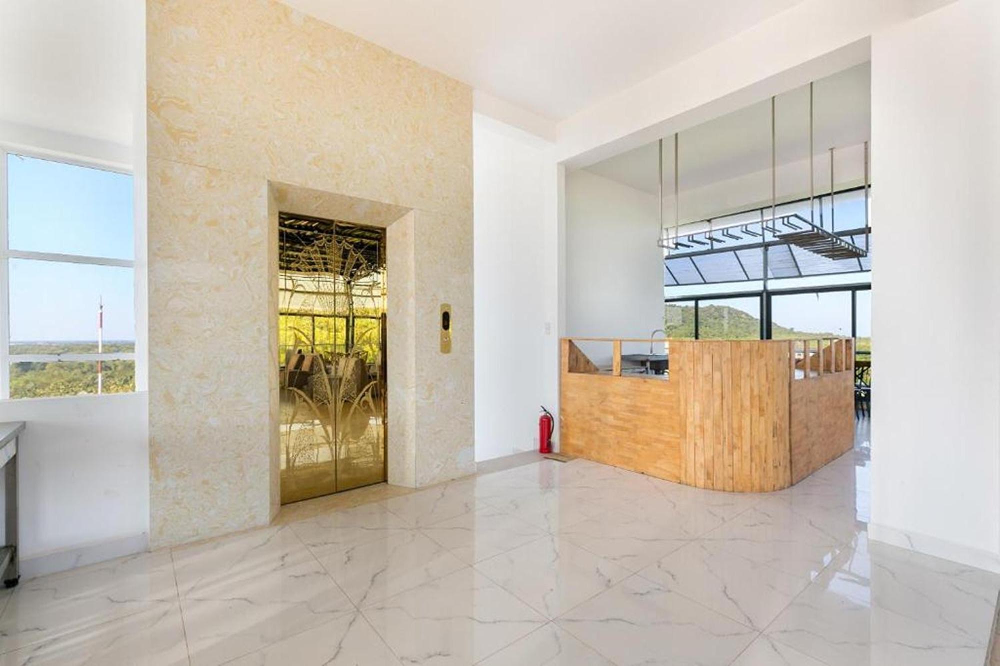 Ruby Hotel Phu Quoc Esterno foto
